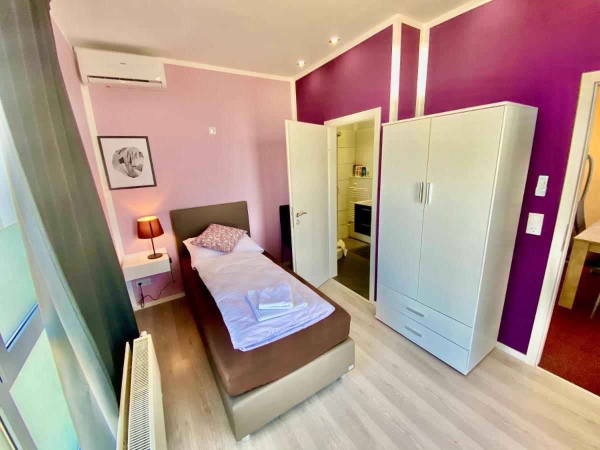 קורשנברויך Business Apartment Near Neuss/Duesseldorf מראה חיצוני תמונה