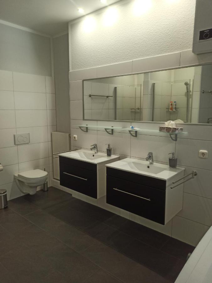 קורשנברויך Business Apartment Near Neuss/Duesseldorf מראה חיצוני תמונה